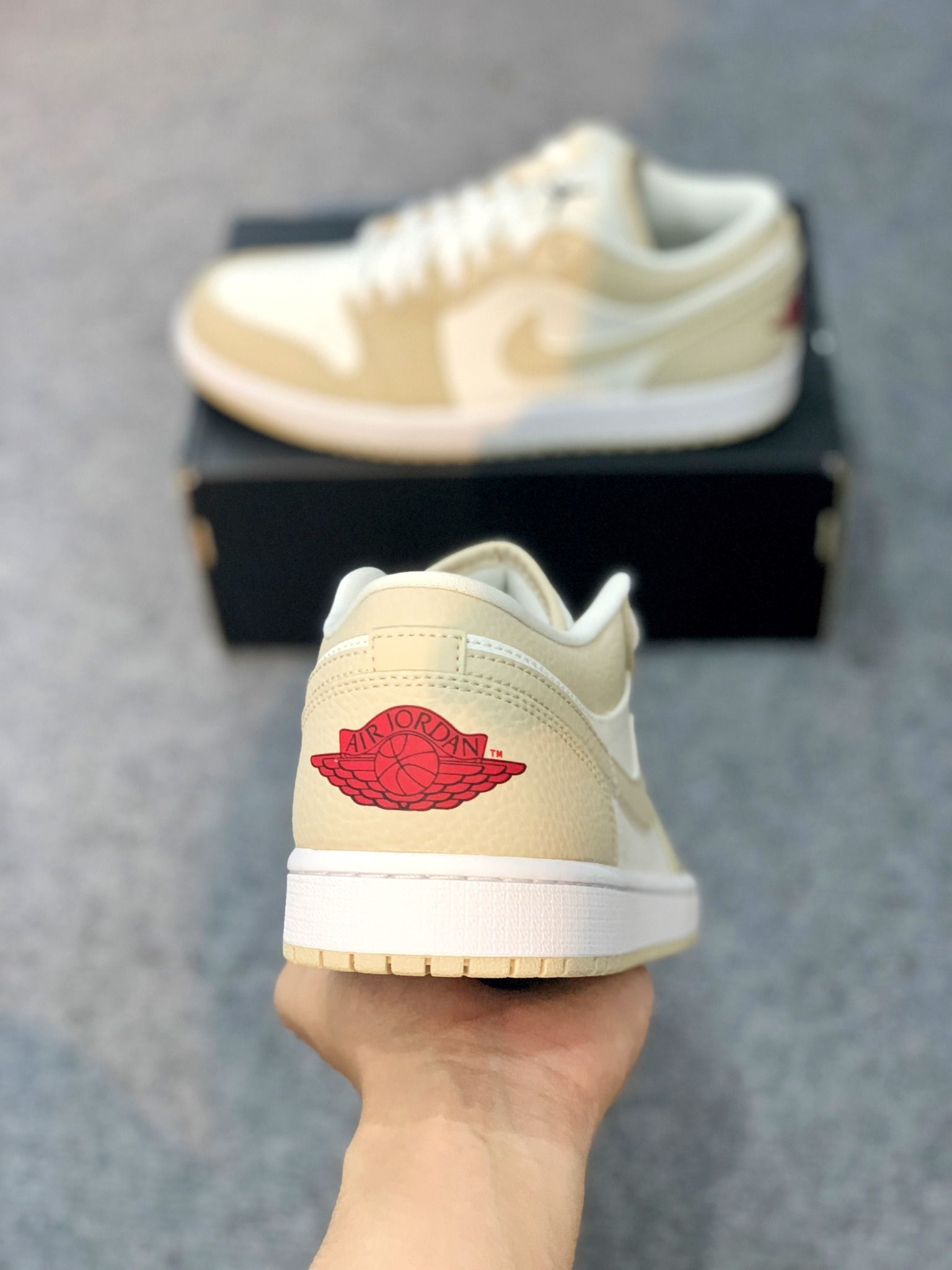  FB7168-121 Jordan 1 Low SE Heavy Tan Leather 