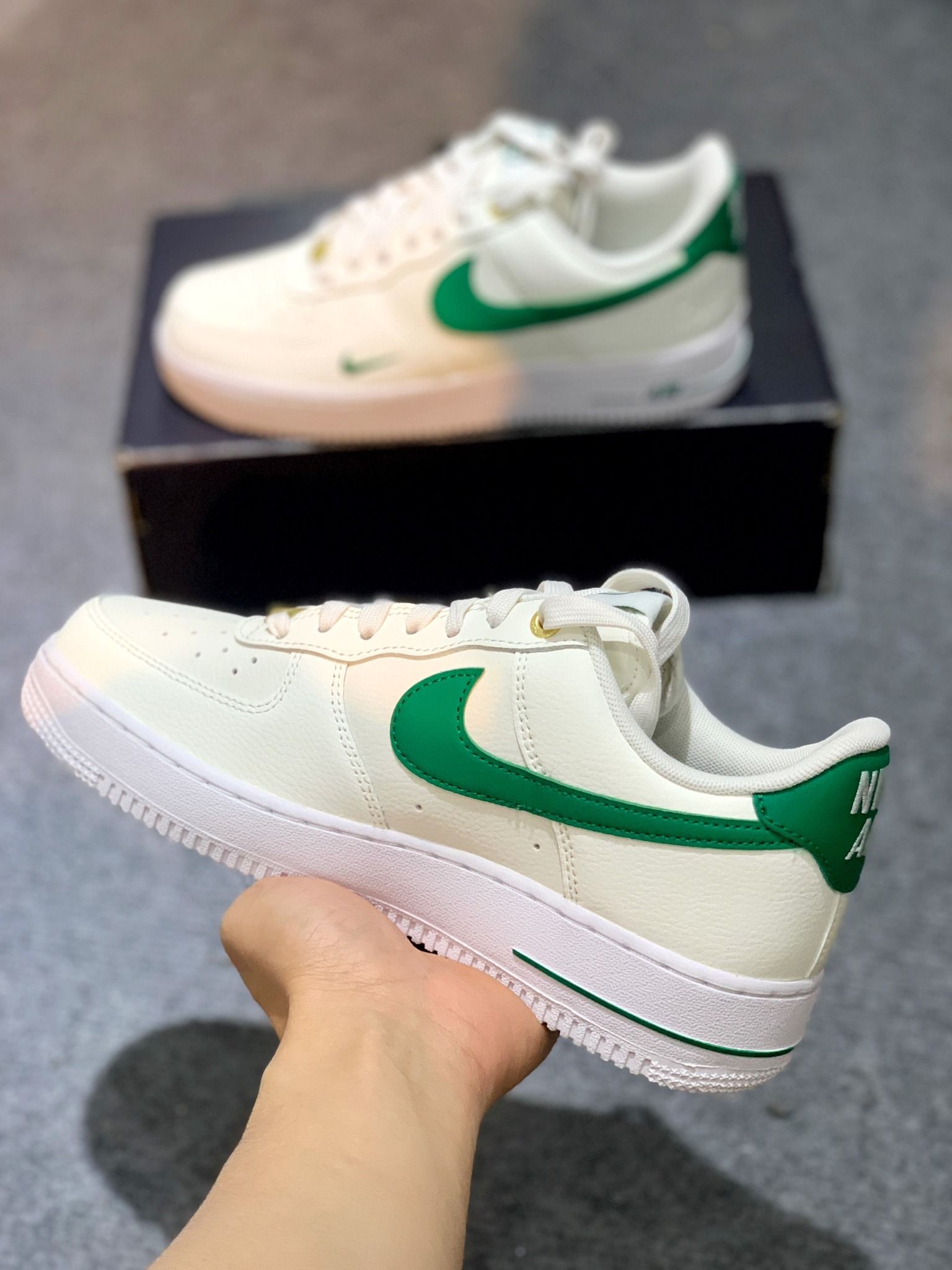 DQ7658-101 Nike Air Force 1 Low '07 LV8 40th Anniversary Sail Malachite