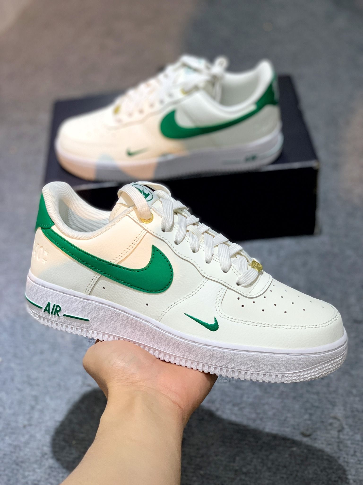 DQ7658-101 Nike Air Force 1 Low '07 LV8 40th Anniversary Sail Malachite