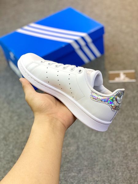  EE8483 - Stan Smith Diamond 