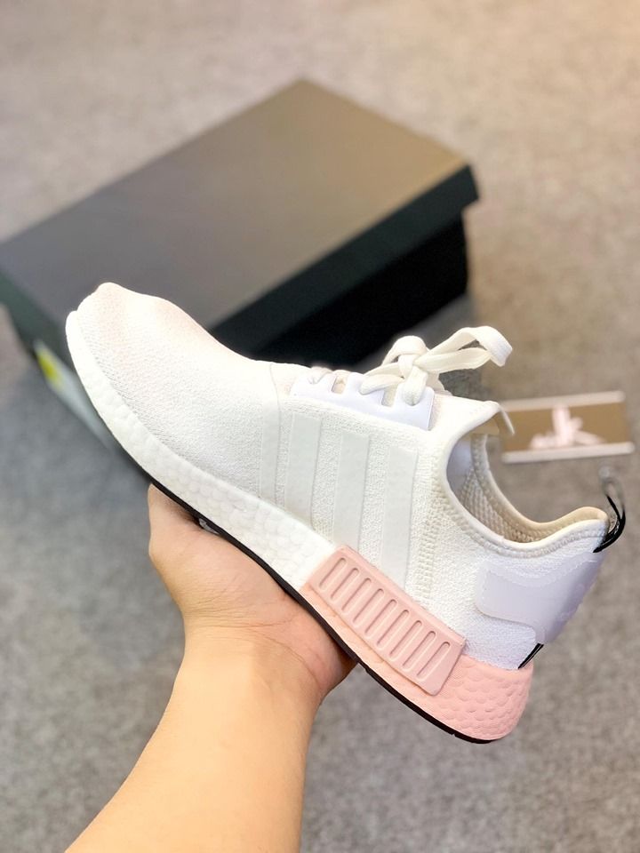  EE5109 - NMD R1 VAPOUR PINK 
