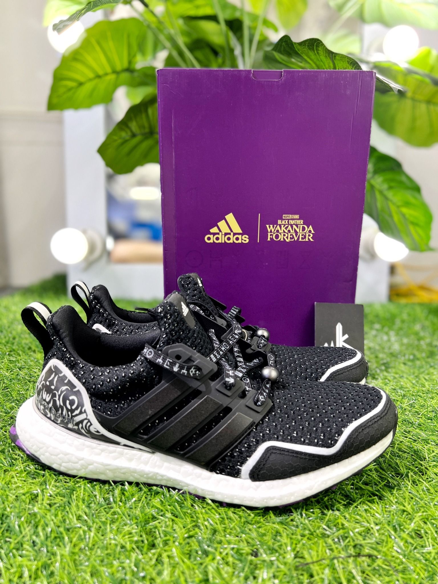  HR0518 Ultraboost 5.0 DNA x Marvel Black Panther 