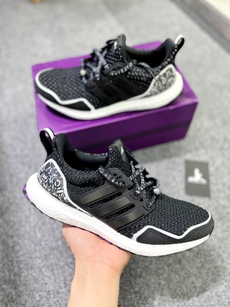  HR0518 Ultraboost 5.0 DNA x Marvel Black Panther 