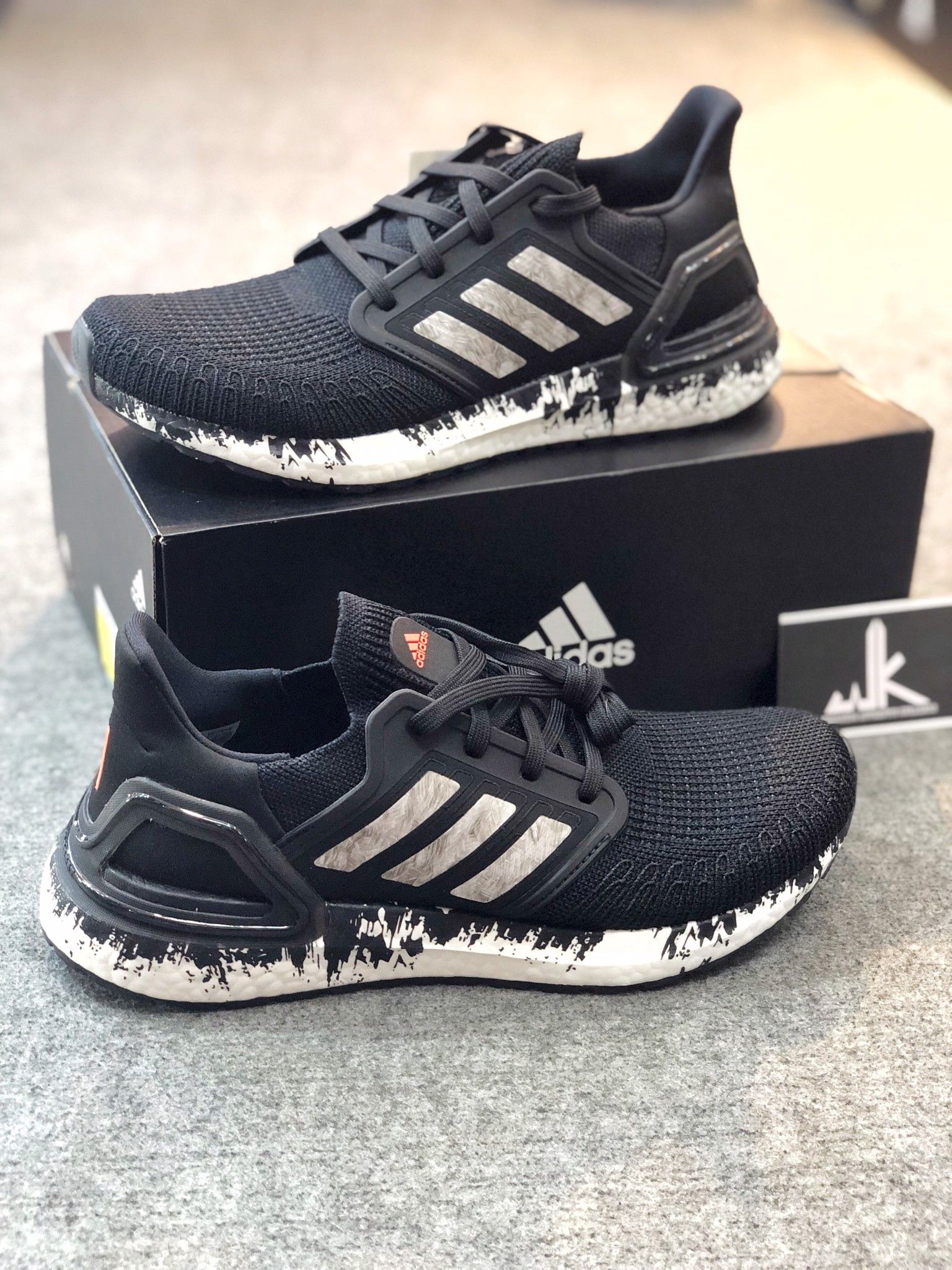  EG1342 - Ultraboost 2020 