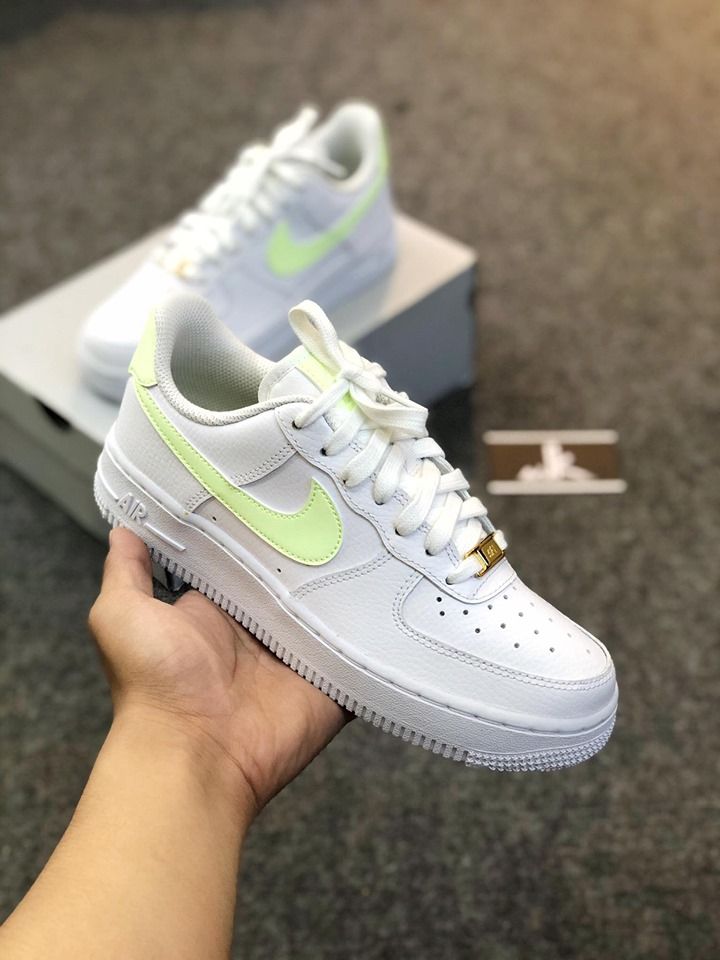 315115 -155 Air Force 1 Low Barely Volt