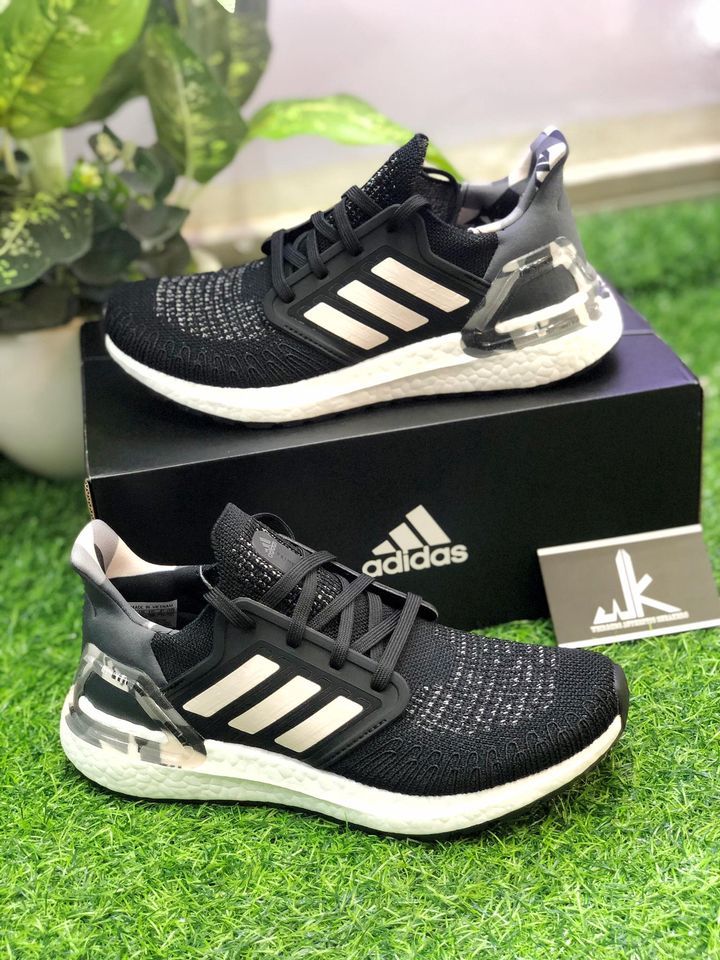 FV8349 - Ultraboost 20 Black Pink Tint