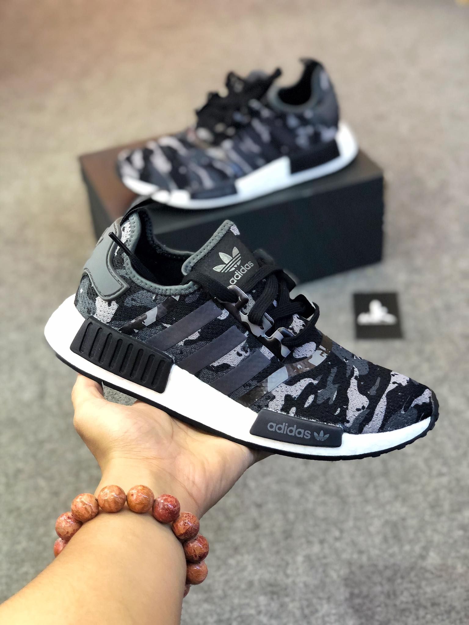 FZ0077 NMD R1 Camo Grey Black