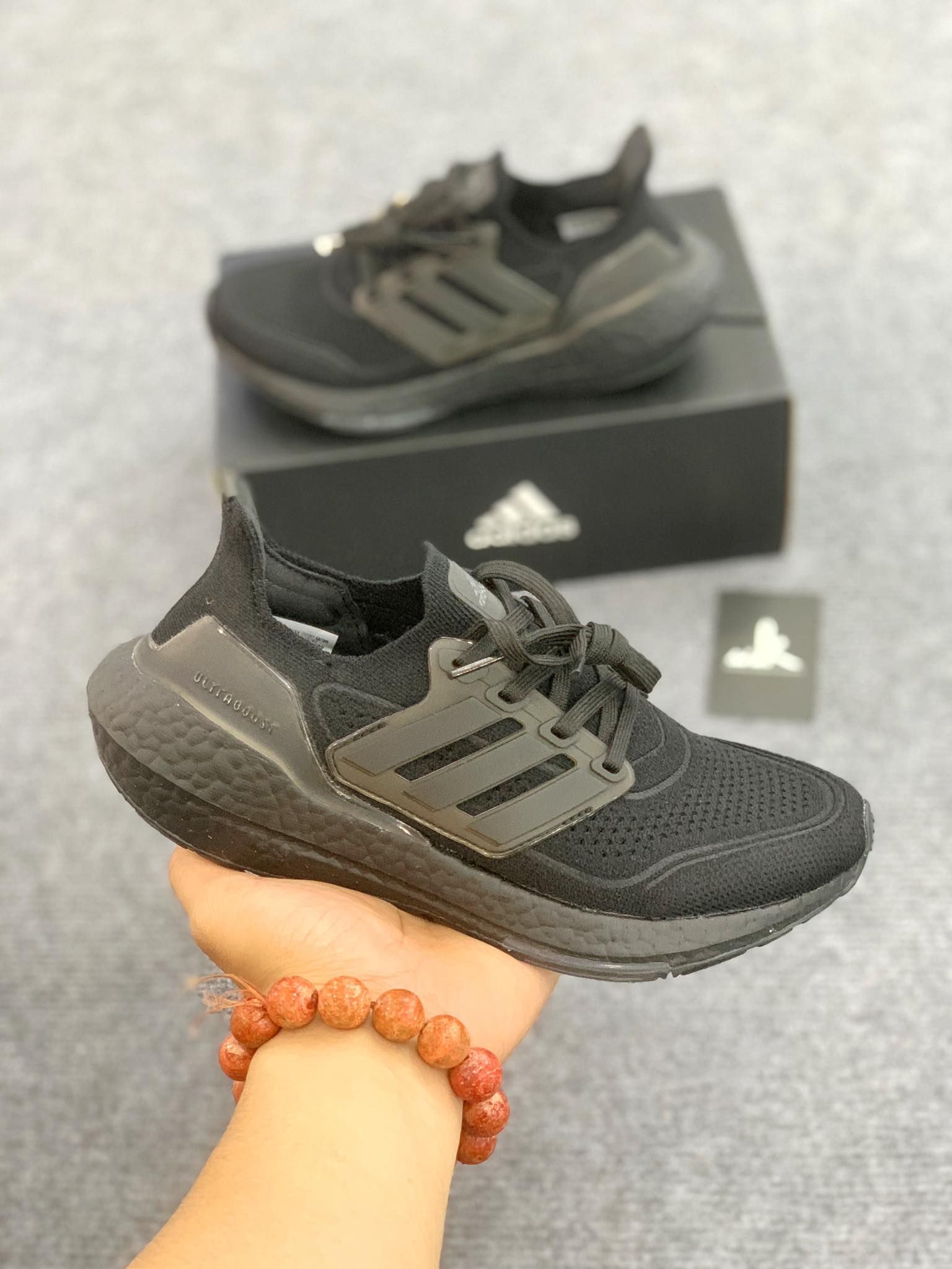 FY0306 Ultraboost 21 Triple Black