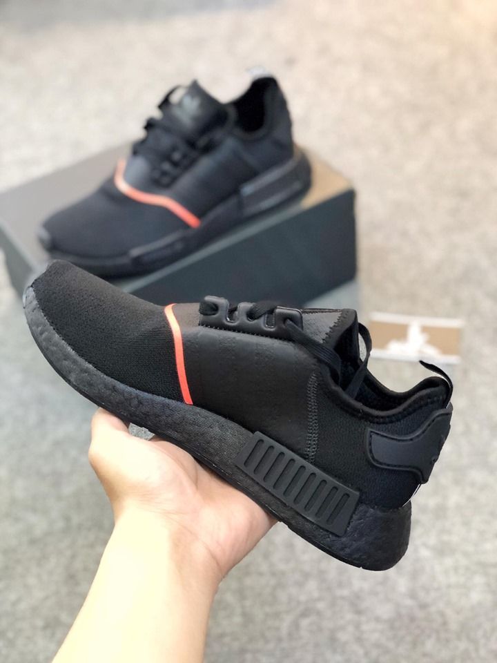  EE5085 - NMD R1 Core Black Solar Red 