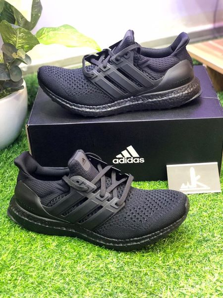  BB4677 - Ultra Boost 1.0 Triple Black 