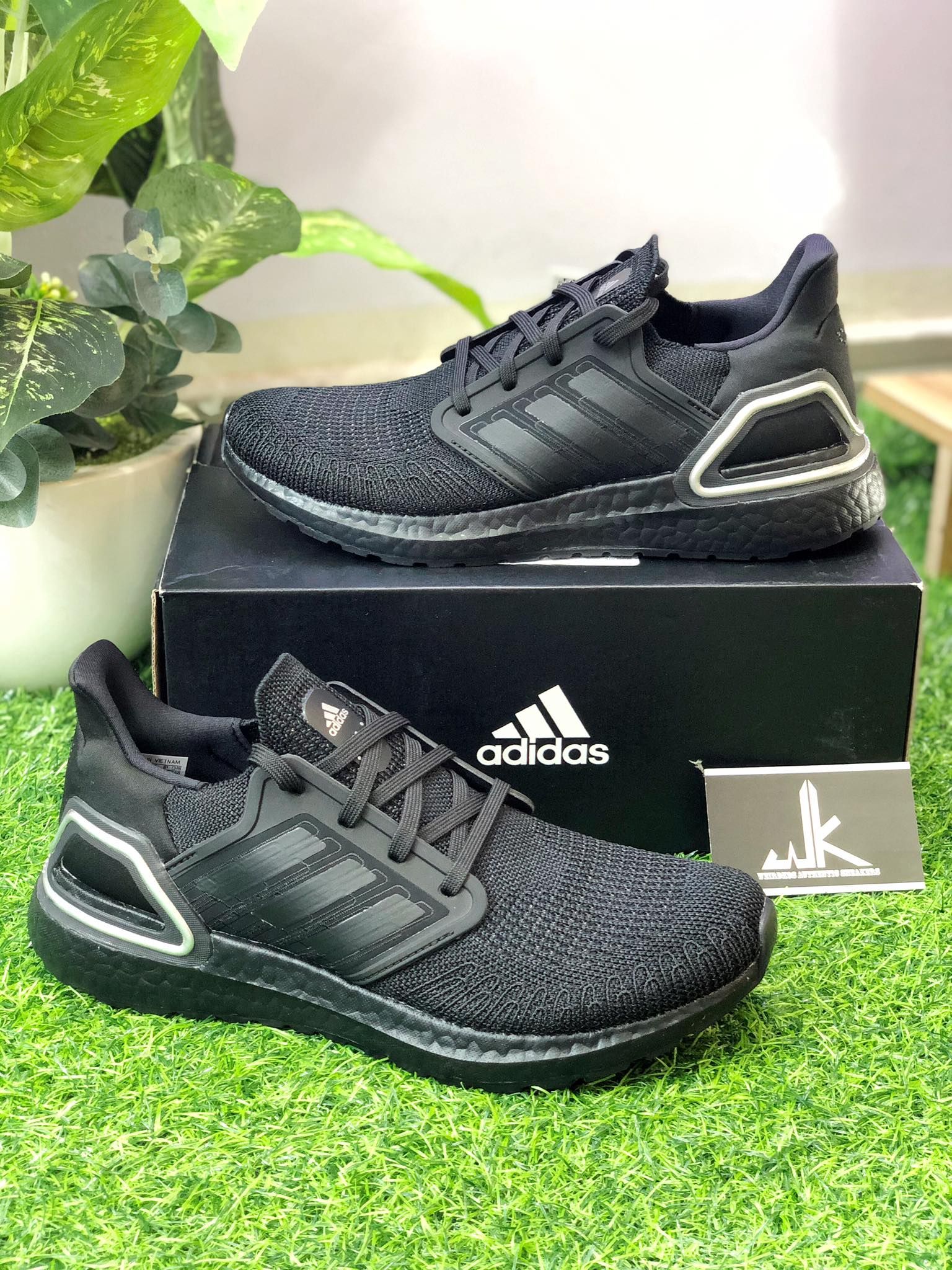  FV8333 - Ultraboost 20 All Black Silver 