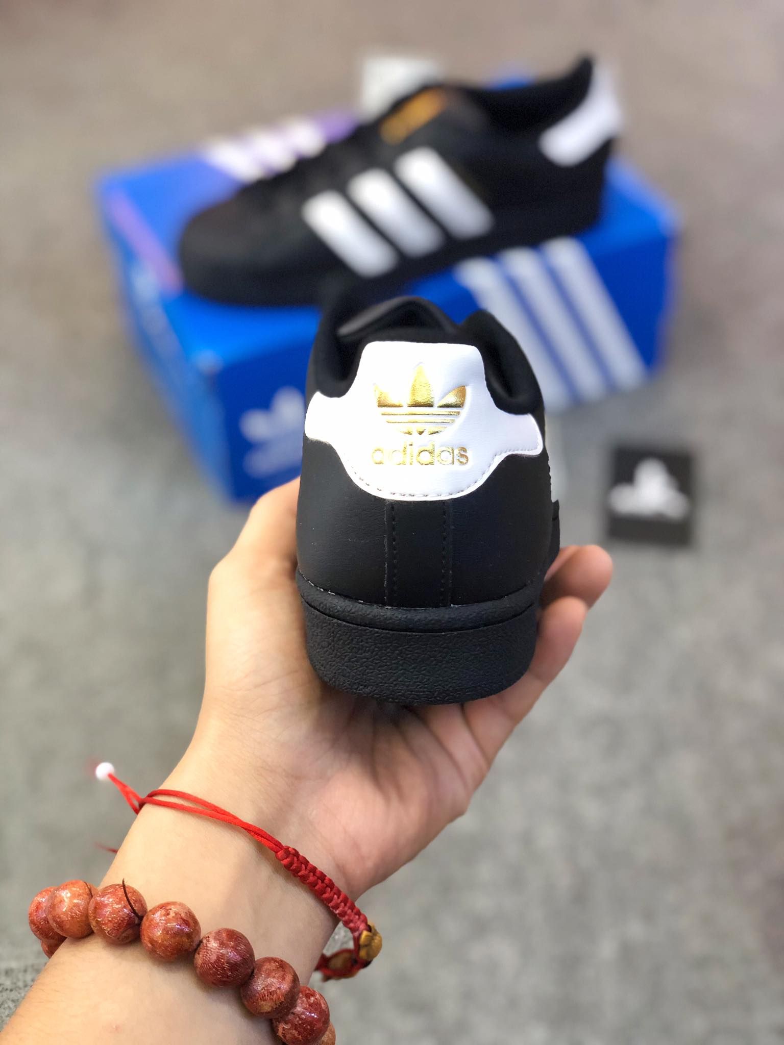  EG4959  Superstar Tem Vàng Sọc Trắng 