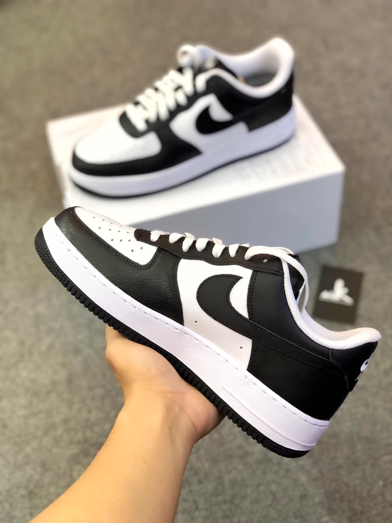  Nike Air Force 1 Black White 