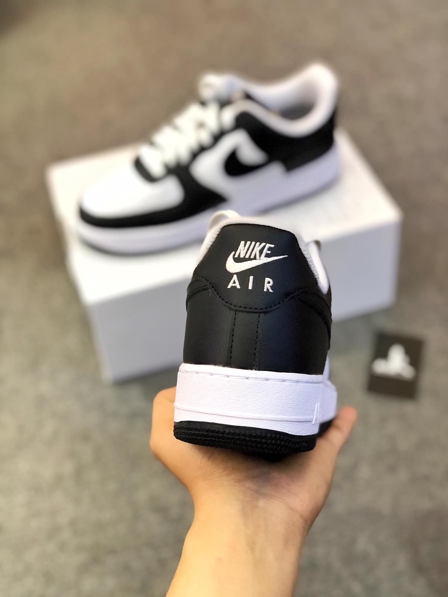  Nike Air Force 1 Black White 