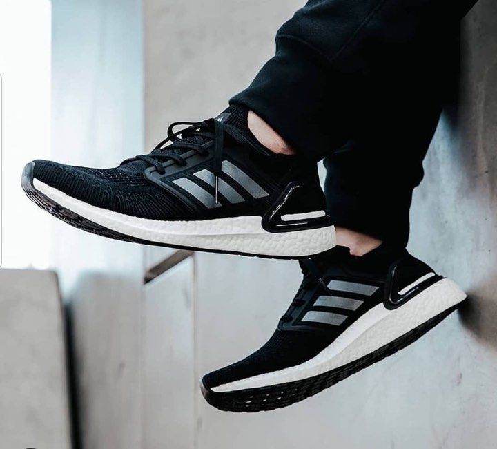  EF1043 - Ultra Boost 2020 