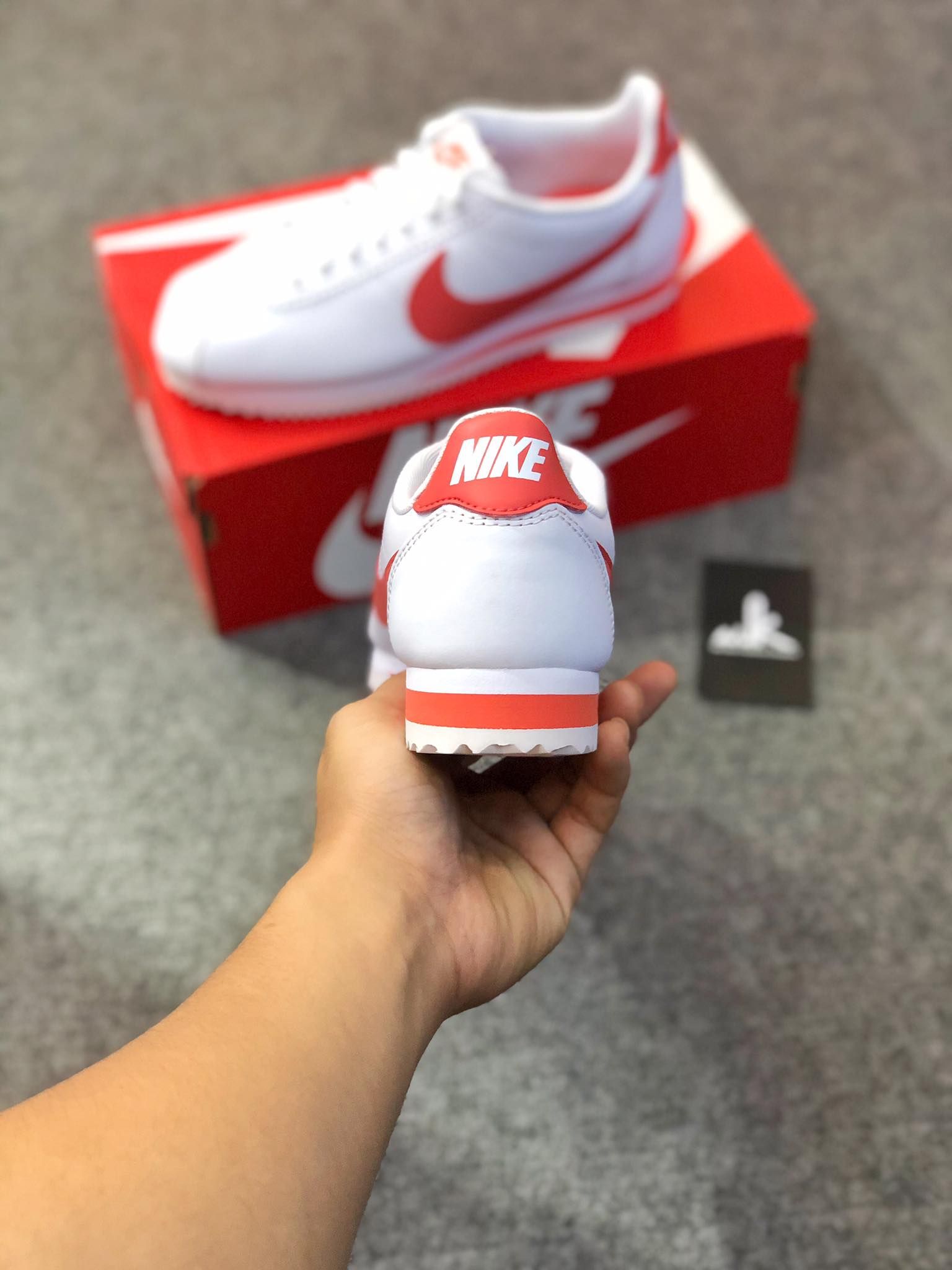 807471-115 Nike Cortez Hồng
