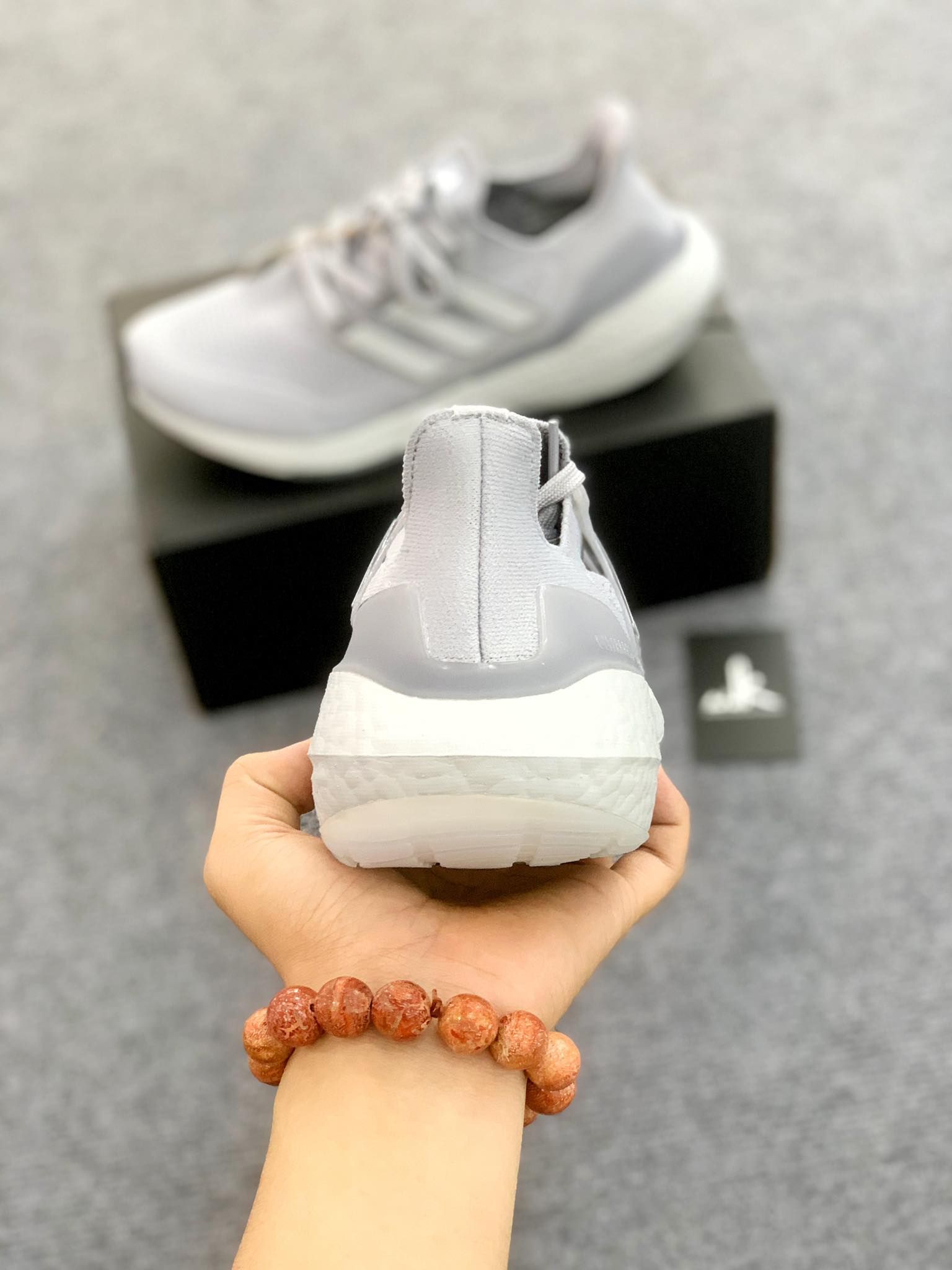  FY0432 Ultraboost 21 Halo Silver 