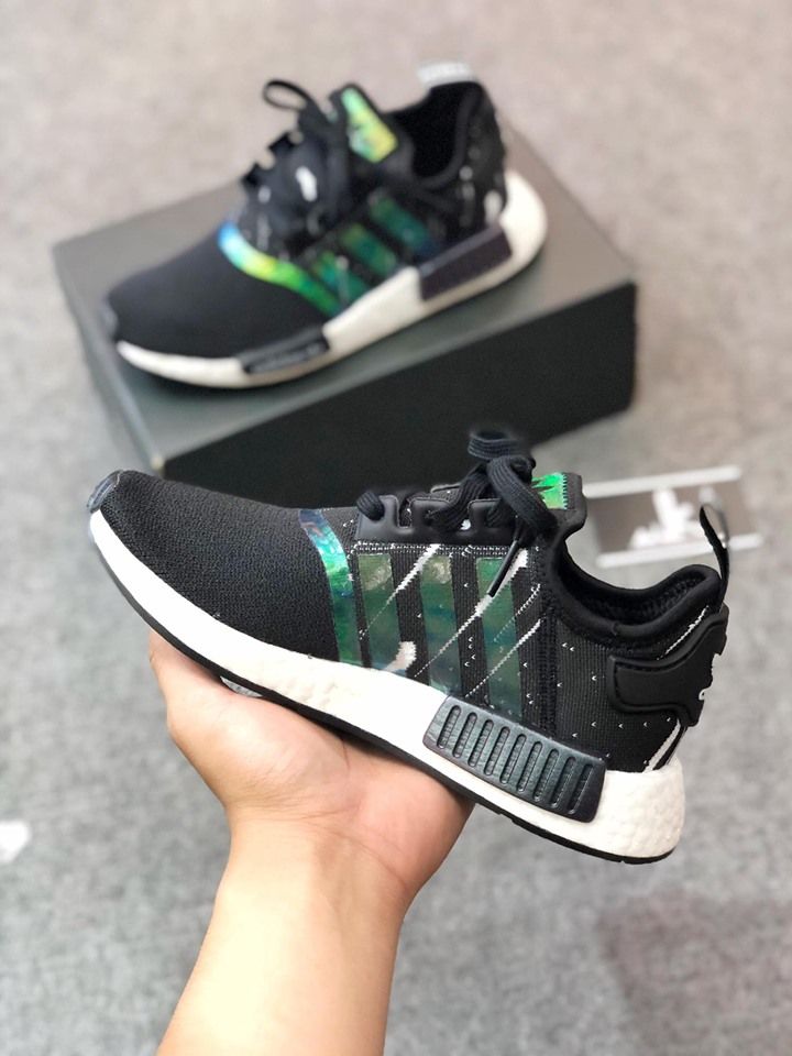  FW3331 - NMD R1 Black Metallic Green 