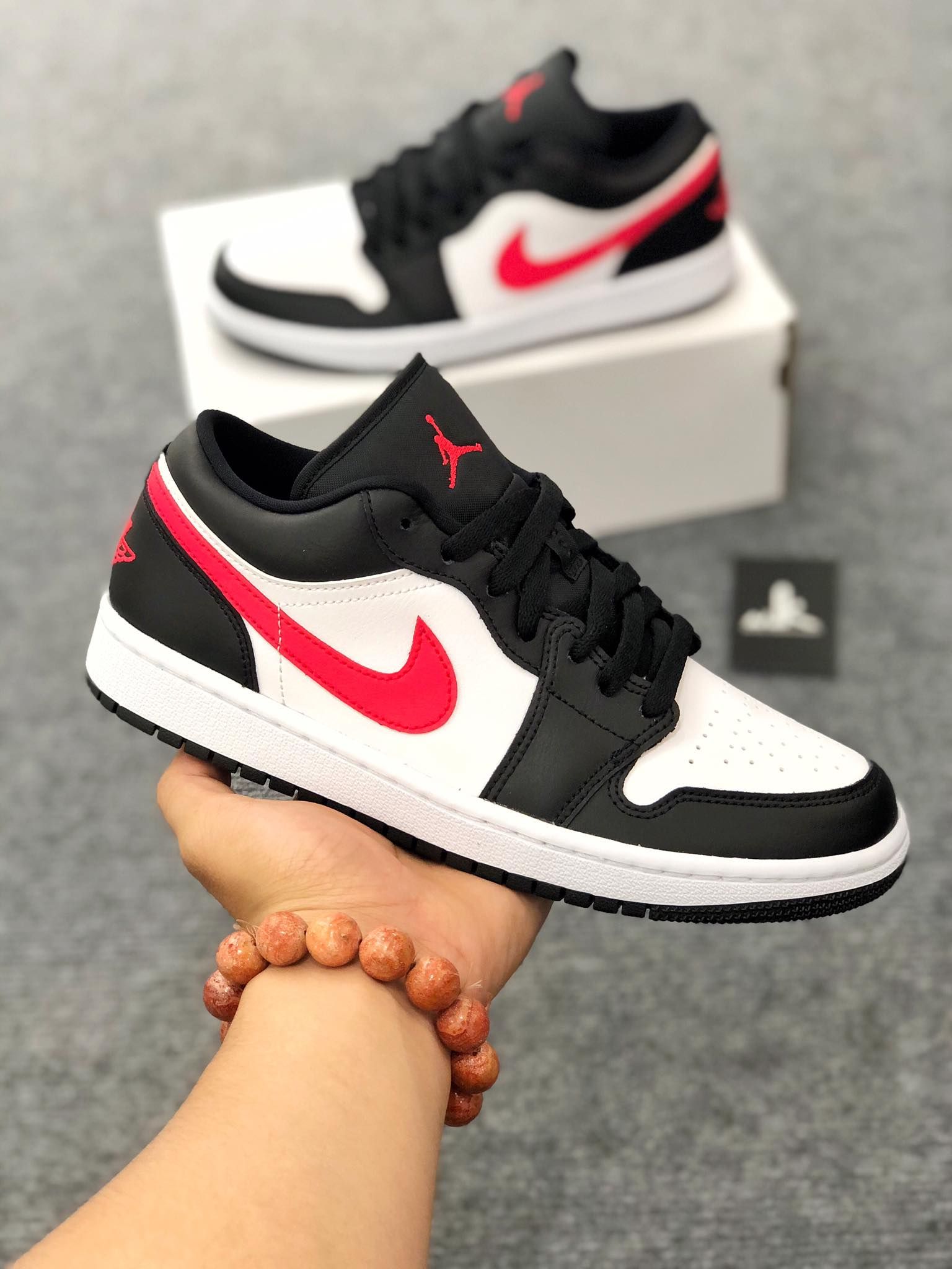 DC0774-004 Jordan 1 Low Siren Red