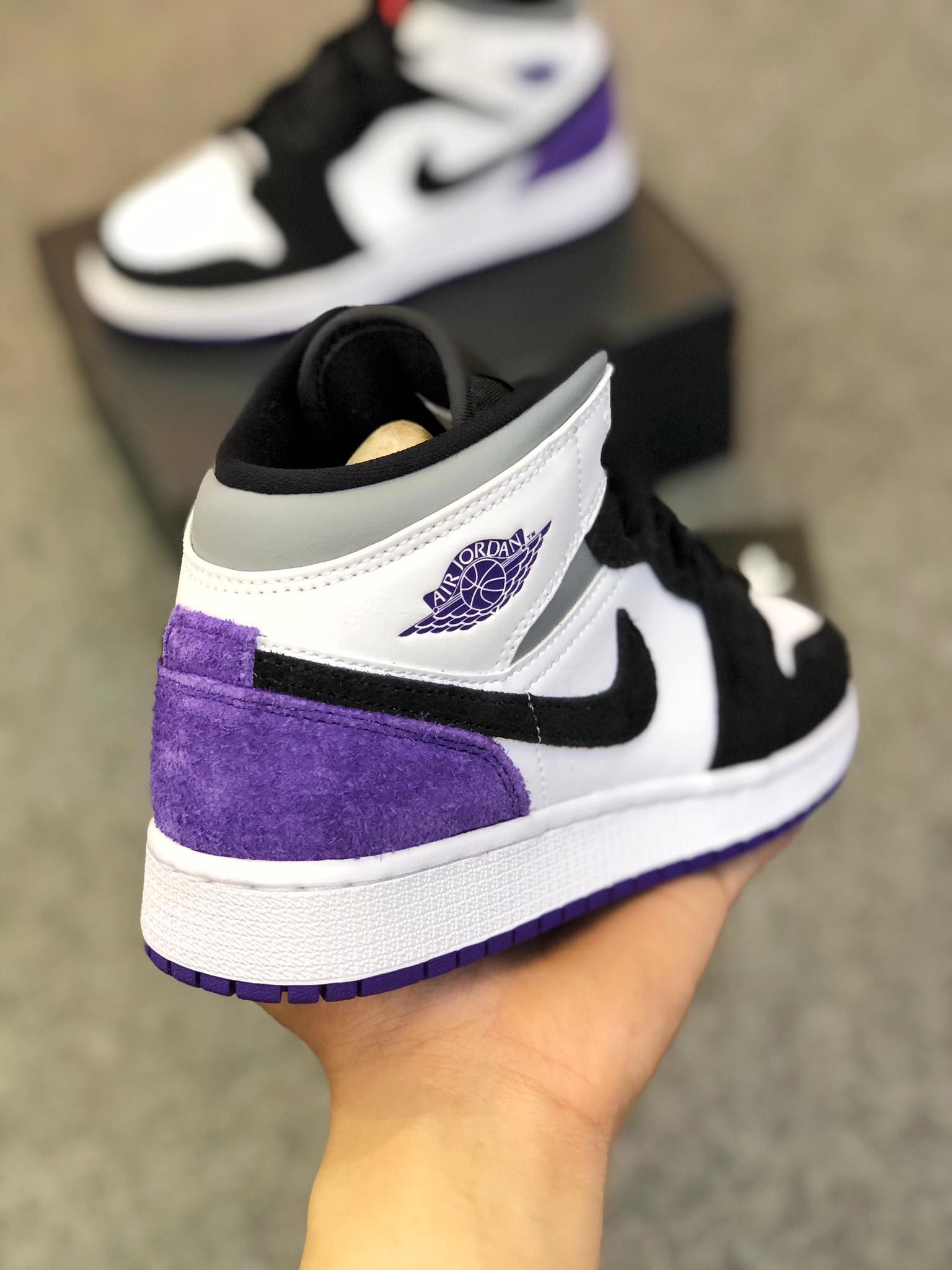  BQ6931-105 Jordan 1 Mid SE Purple 