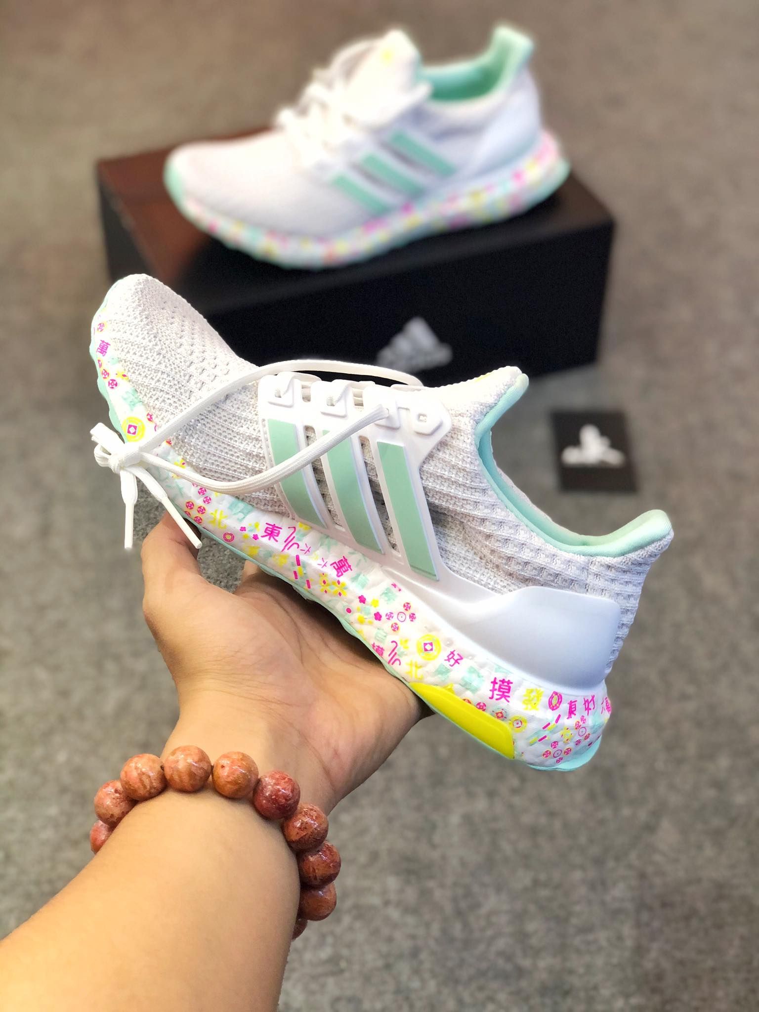 FZ3889 UltraBoost Mahjong