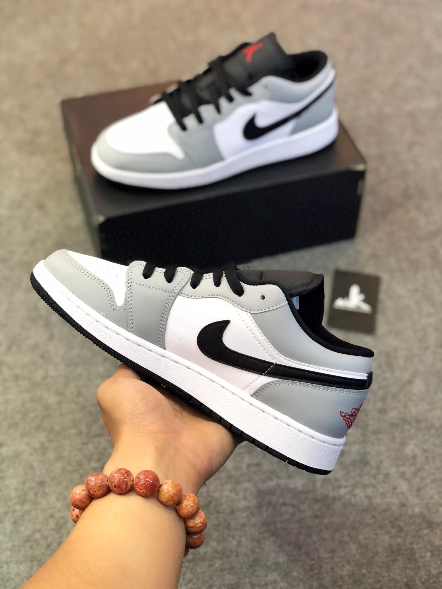  553558-030 Jordan 1 Low Light Smoke Grey 