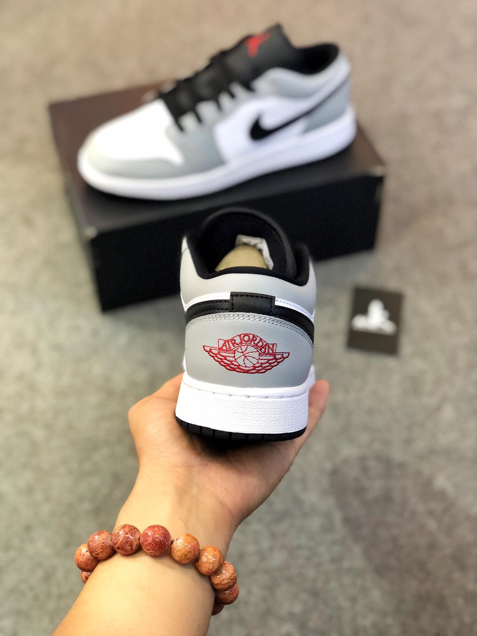 553558-030 Jordan 1 Low Light Smoke Grey