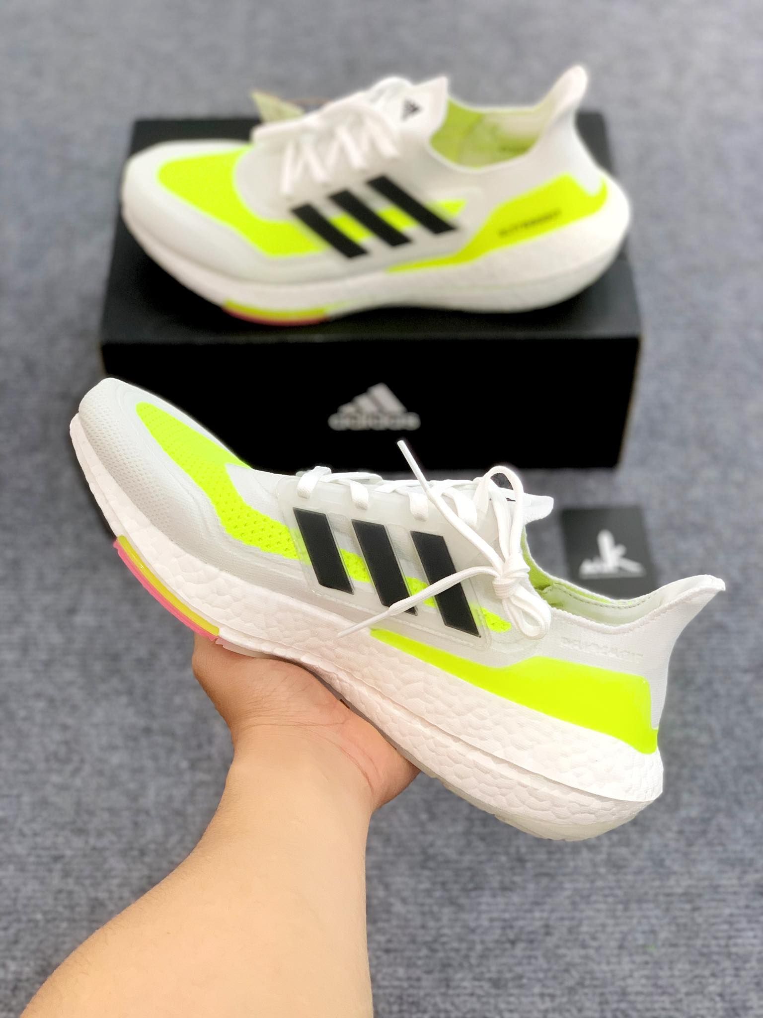  FY0377 Ultraboost 21 Solar Yellow 