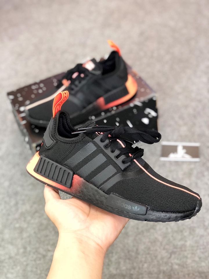 FW2282 - NMD R1 Star Wars Darth Vader
