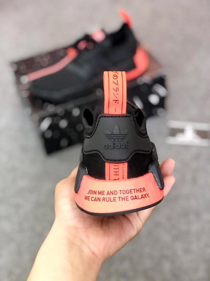 FW2282 - NMD R1 Star Wars Darth Vader