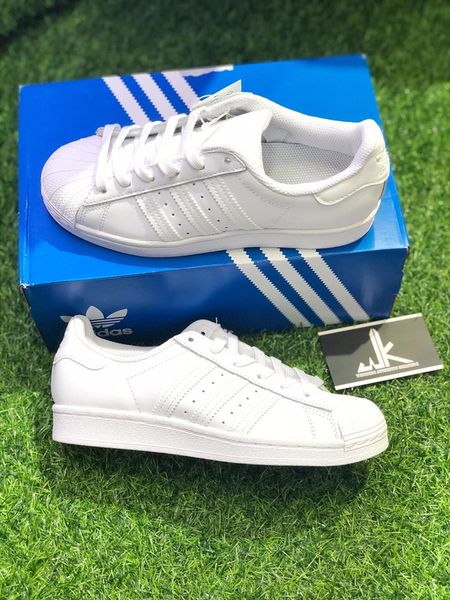  B23641 SuperStar All White 