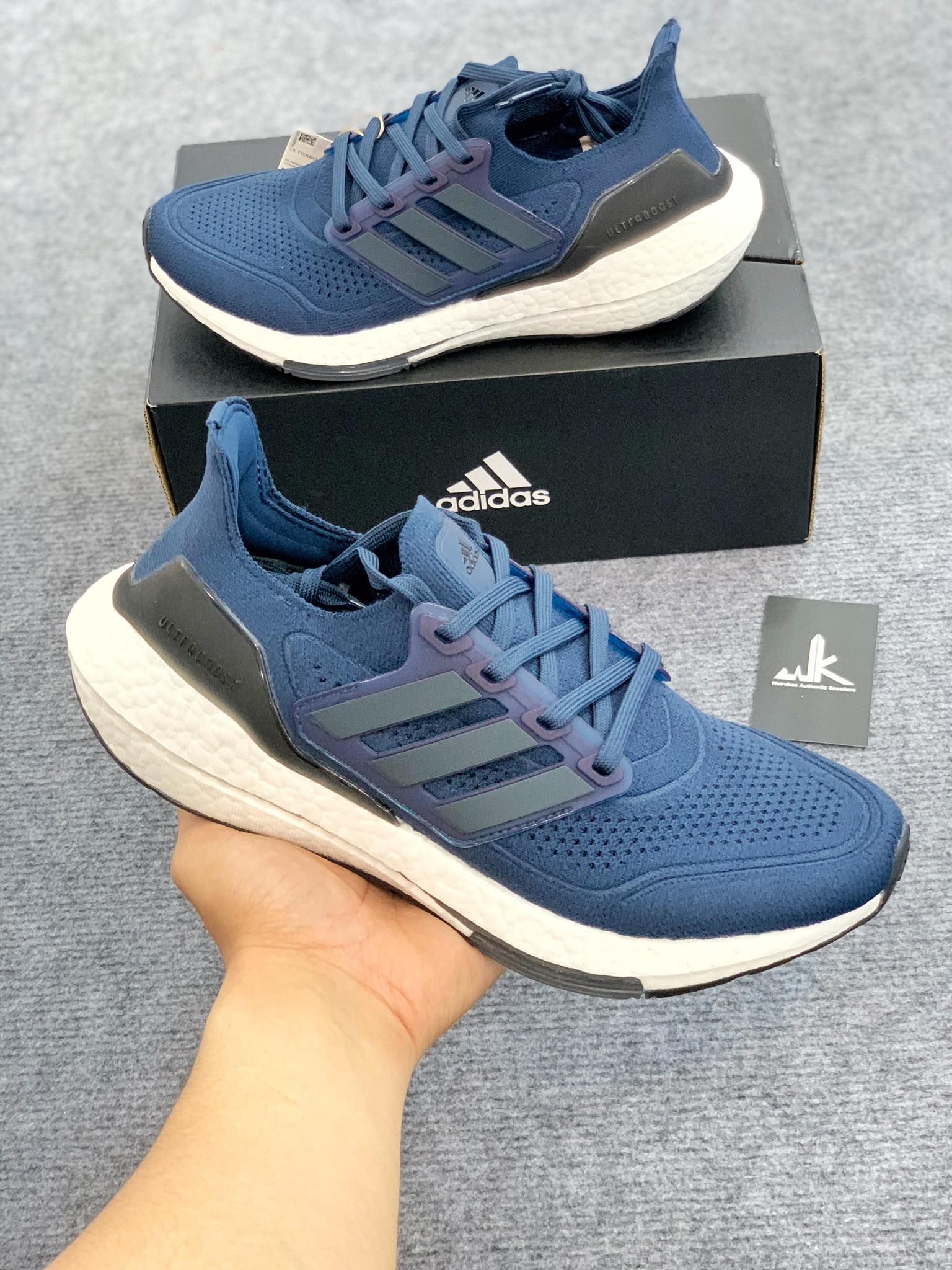 FY0350 UltraBoost 21 Crew Navy