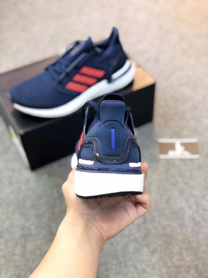  EG0693 - Ultraboost 2020 Navy 