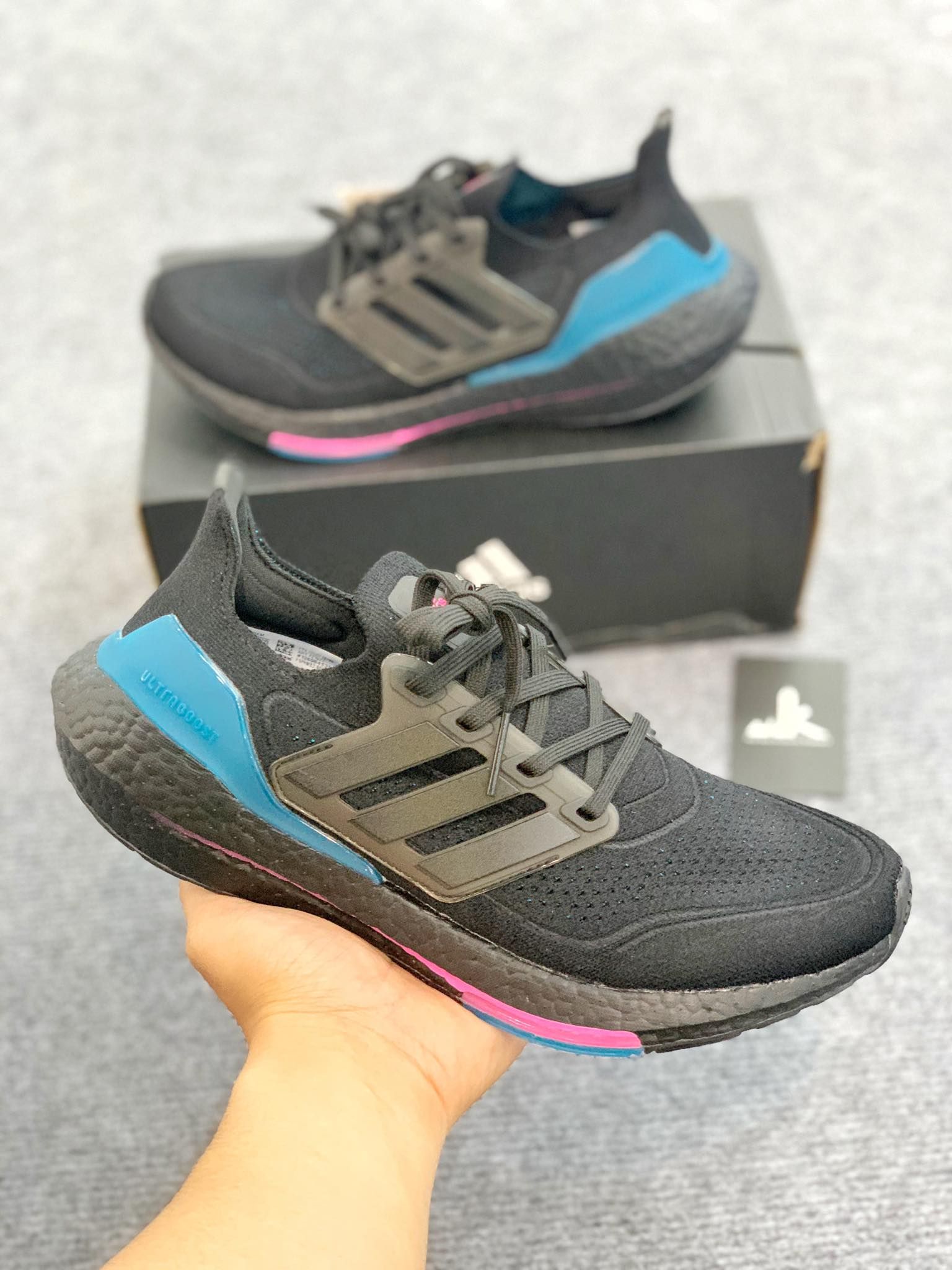 FZ1921 UltraBoost 21 Black Active Teal