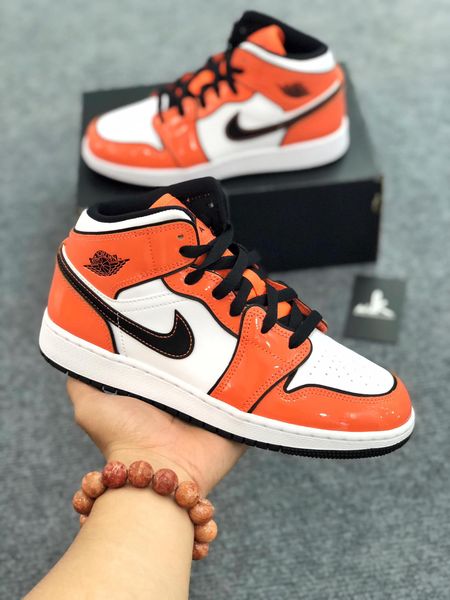  BQ6931-802 Jordan 1 Mid Turf Orange 