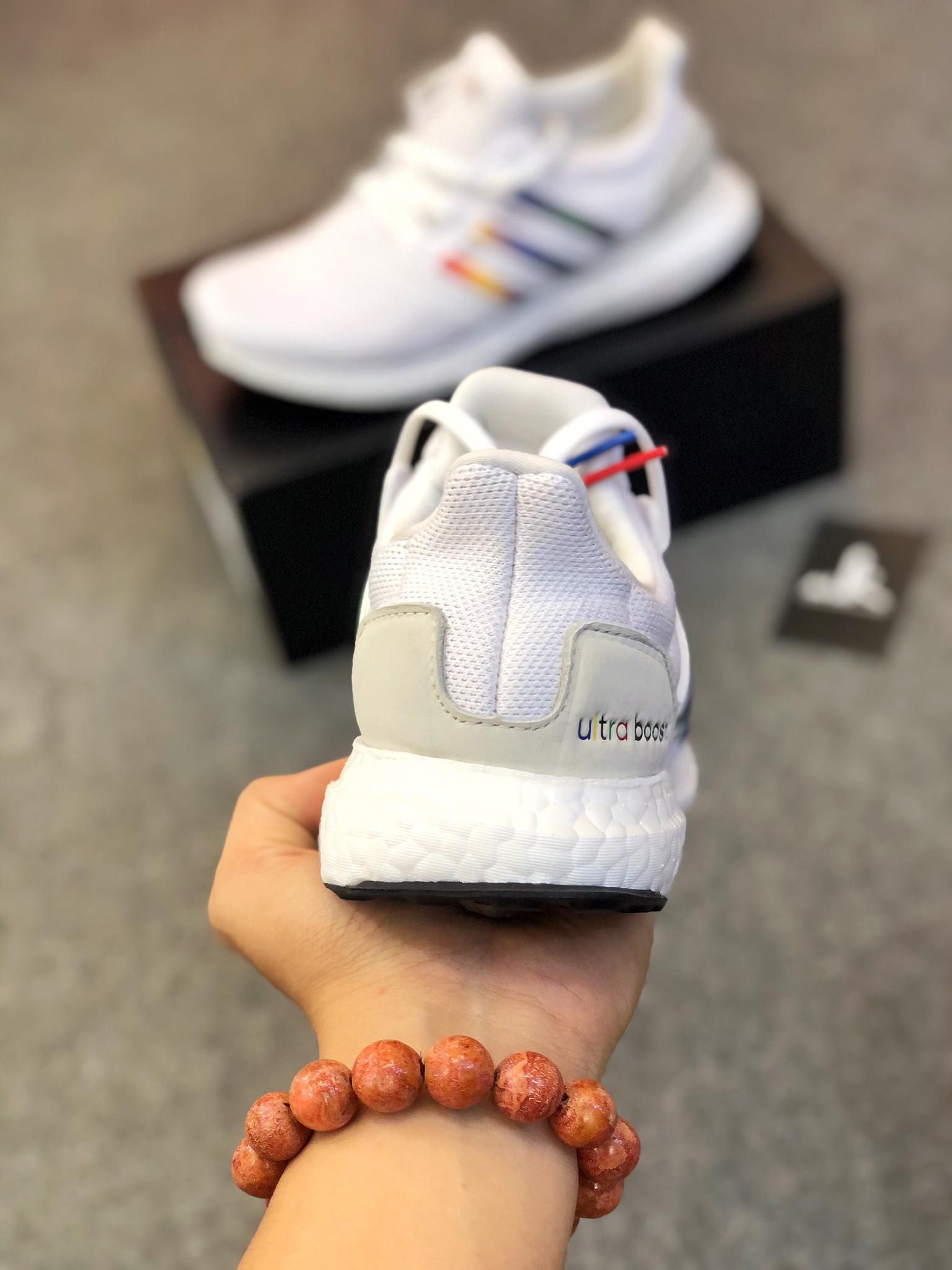  FV7014 Ultraboost DNA White Multi 