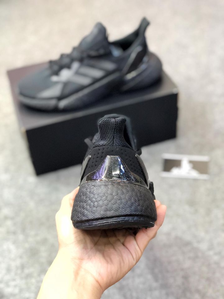 FW8386 X9000L4 All Black