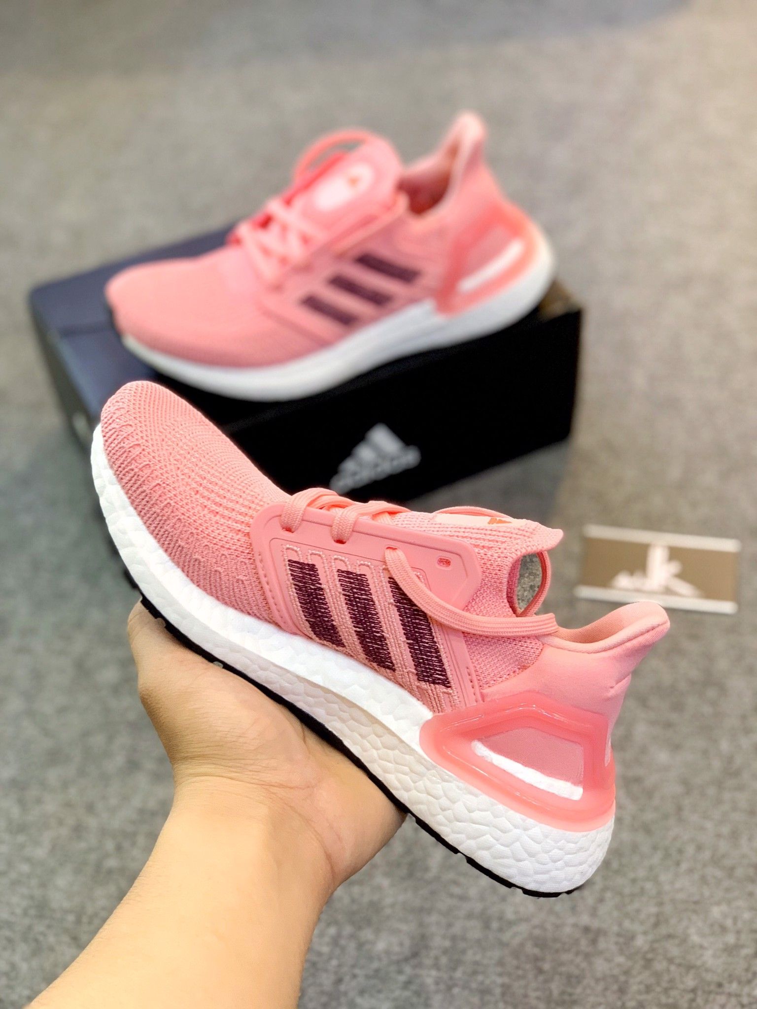  adidas Ultraboost 2020 