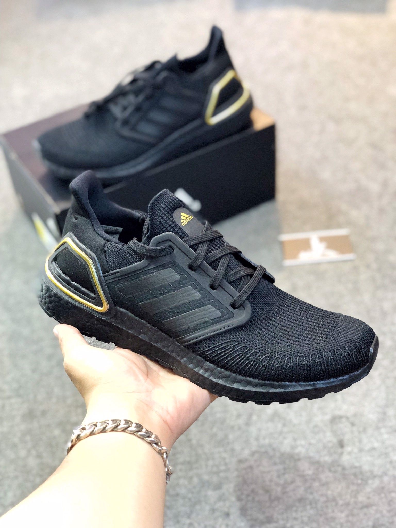  EG0754 - Ultraboost 2020 All Black Gold 