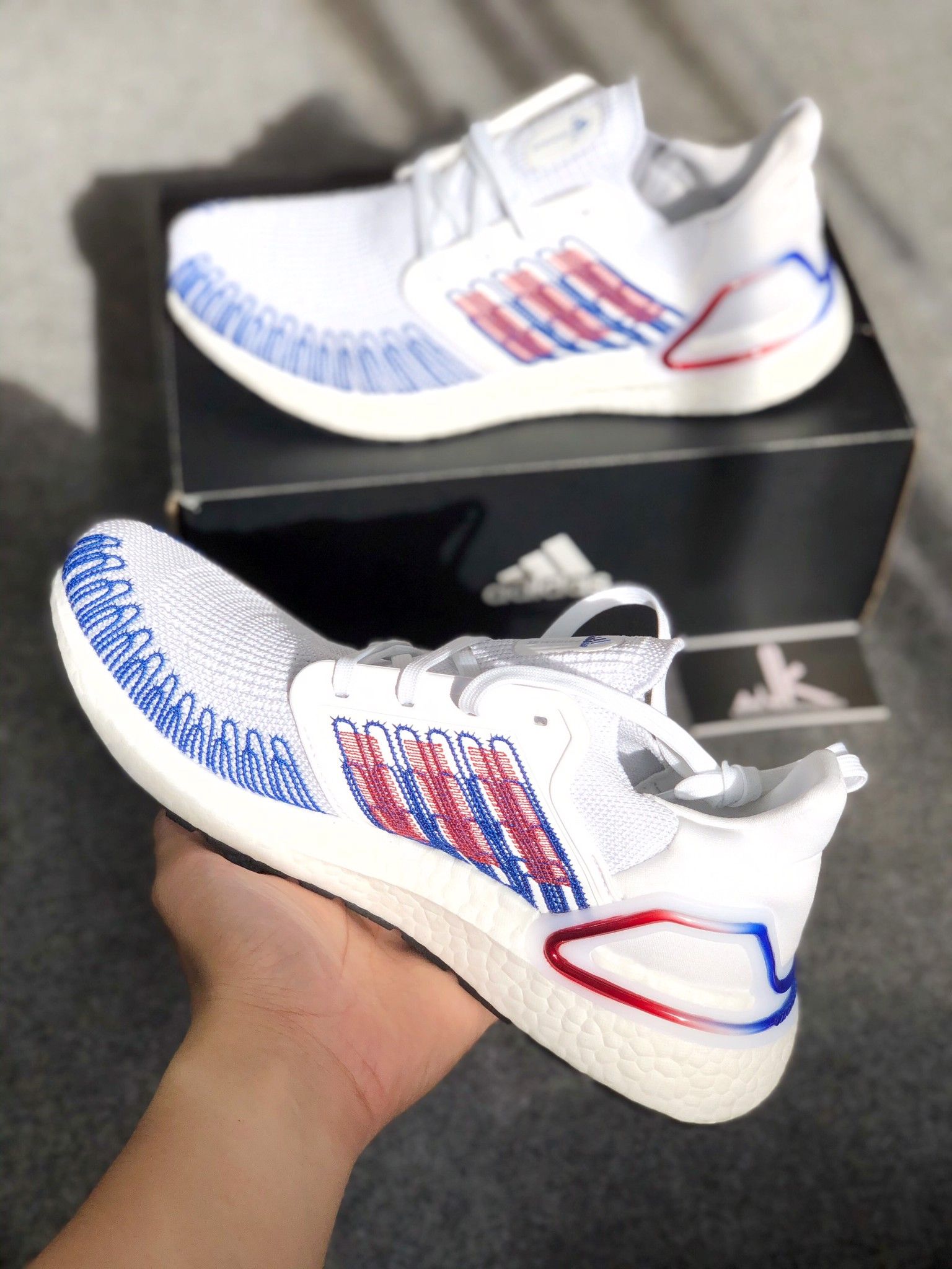  EG0712 - Ultraboost 2020 Scarlet Blue 