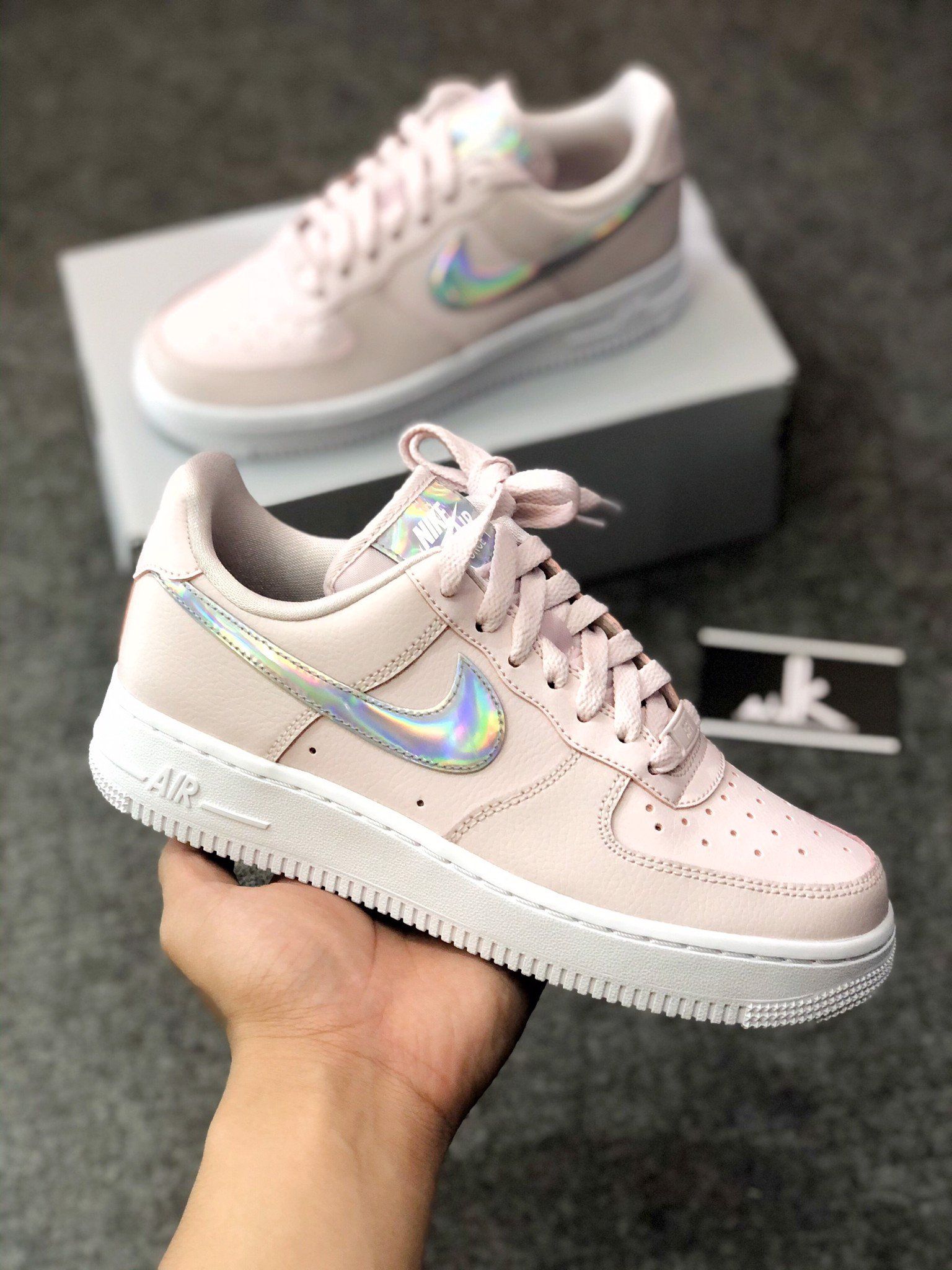 CJ1646-600 Air Force 1 Holol Pink