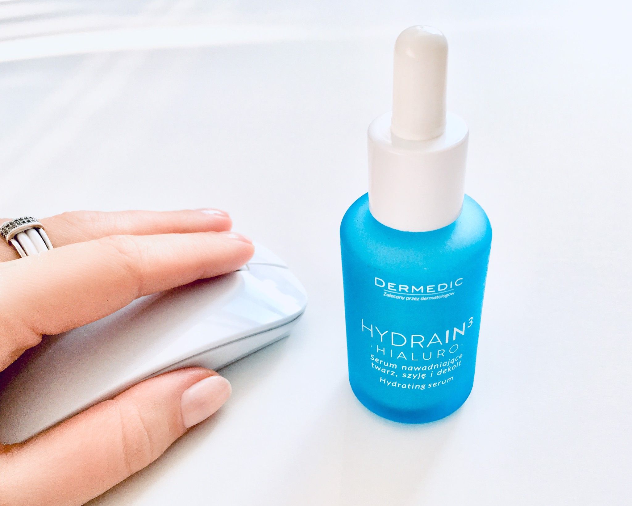  Serum cấp nước dành cho da khô HYDRAIN3 HIALURO Hydrating Serum For Face Neck And Decolltage 30ml 