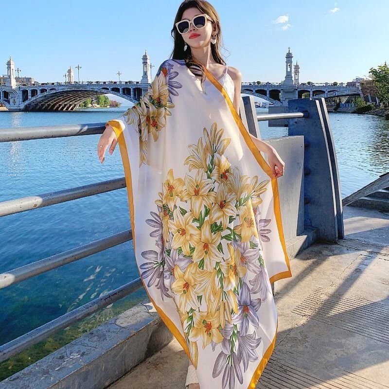 Khăn Lụa Họa Tiết Hoa Ly Vàng - Kích thước 180 * 90cm