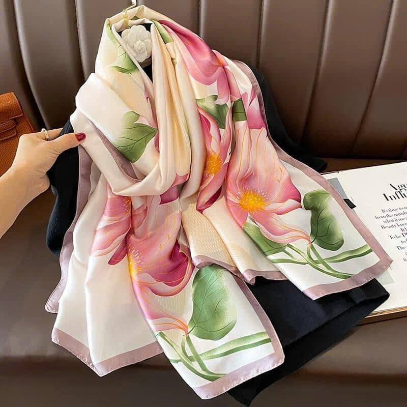 Khăn Lụa Họa Tiết Hoa Sen Hồng - Kích thước 180 * 90cm