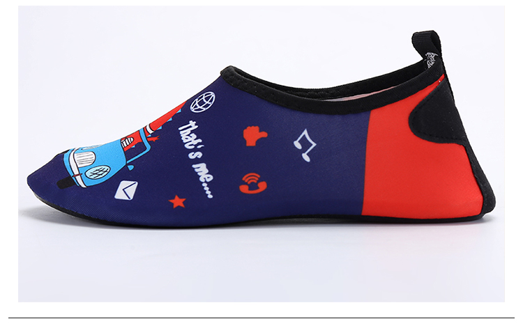 Giày đi biển bé trai chống trượt - Kid beach shoes - SK007