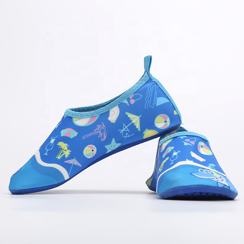 Giày đi biển trẻ em chống trượt - Kid water shoes - SK023
