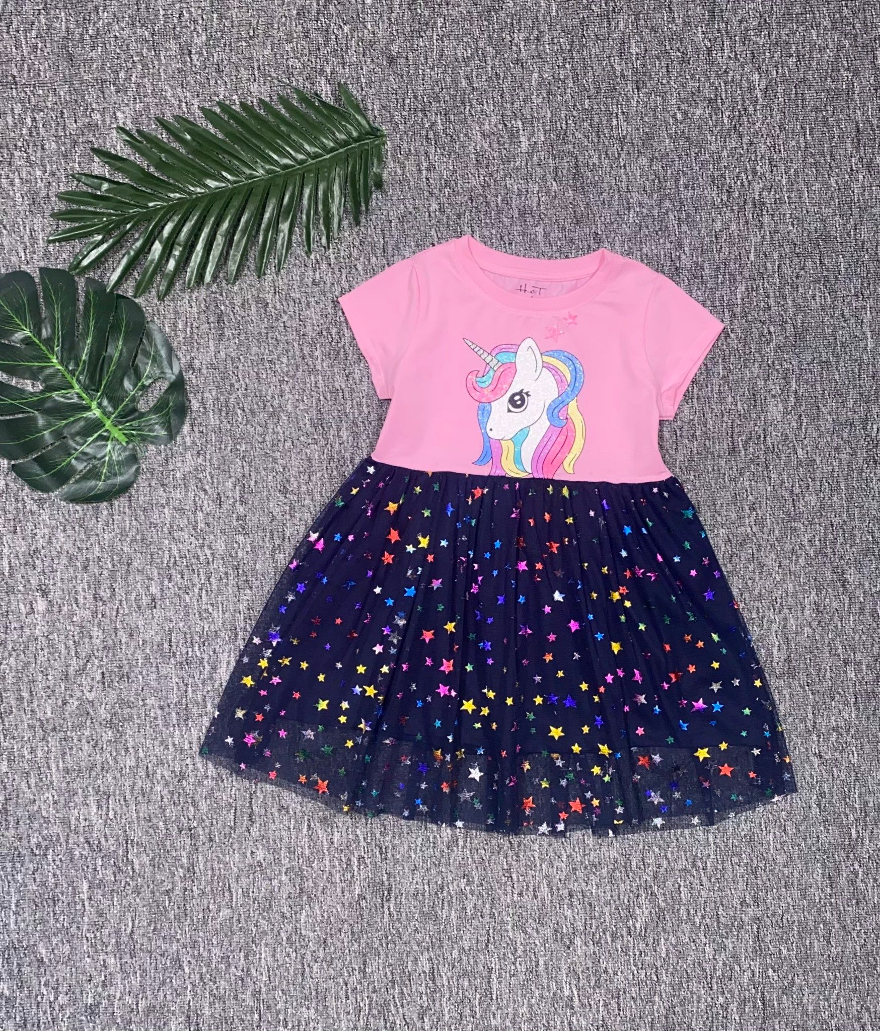 Đầm Pony phủ kim tuyến
