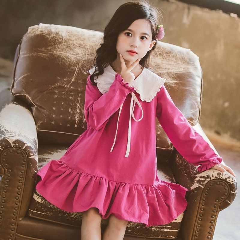 Đầm có cổ tay dài cho bé gái