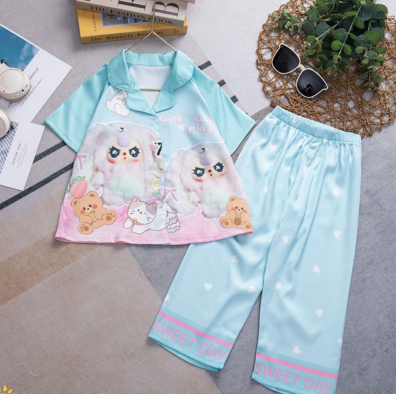 DB19 _ Bộ Pijama bé gái quần dài chất lụa mềm mát hình con mèo đáng yêu _ Beekids