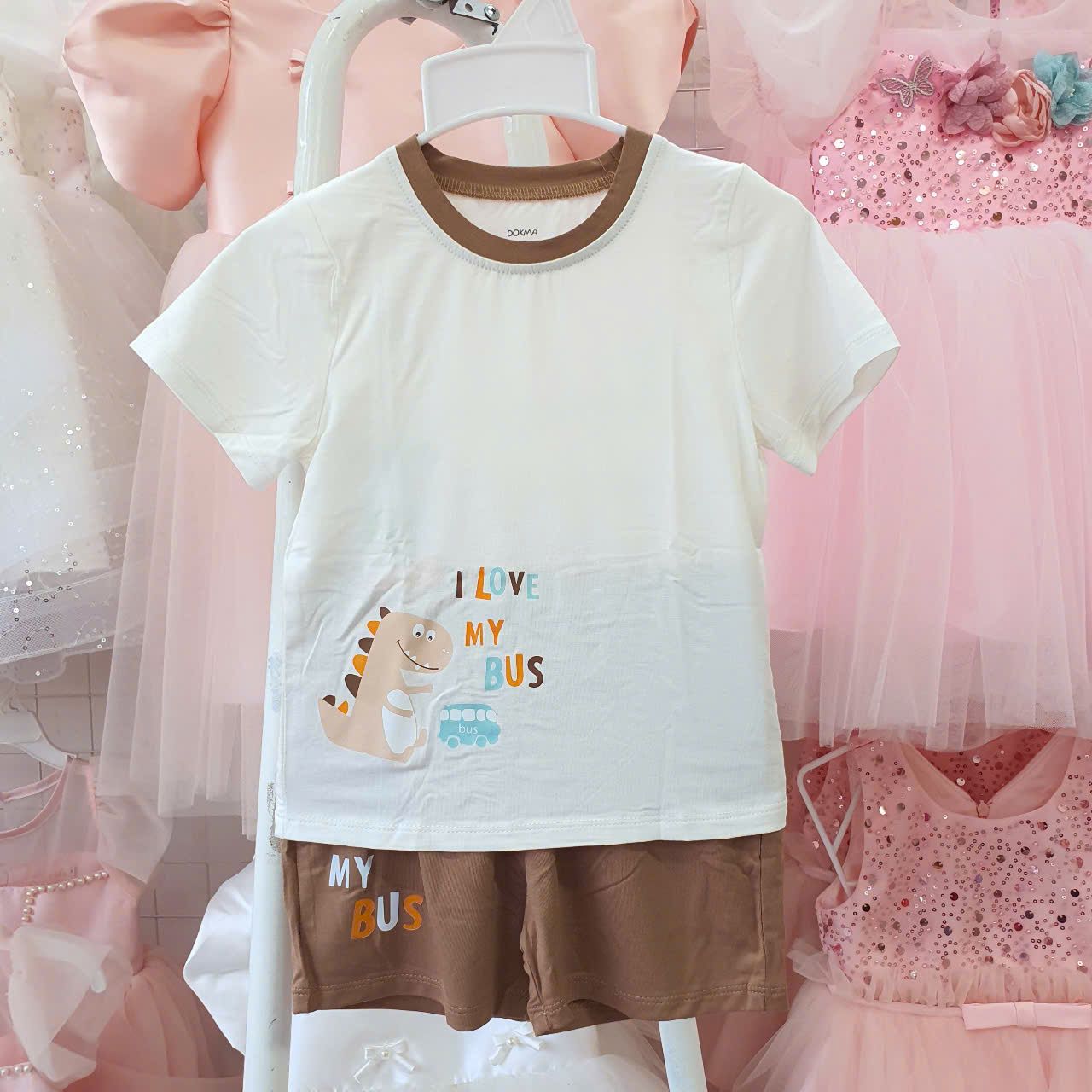 DK07 _ Đồ bộ đùi bé trai hình khủng long đáng yêu _ Beekids